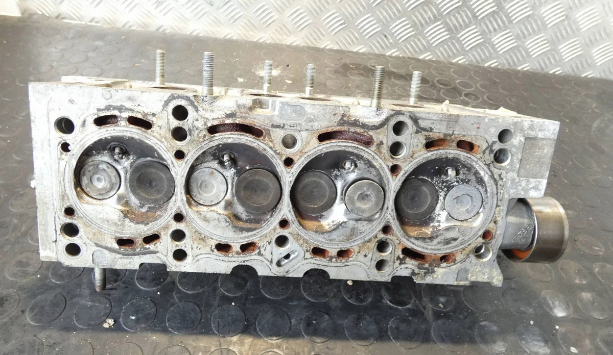 Culasse 1.2 1.4 8V Fiat Grande Punto EVO MY