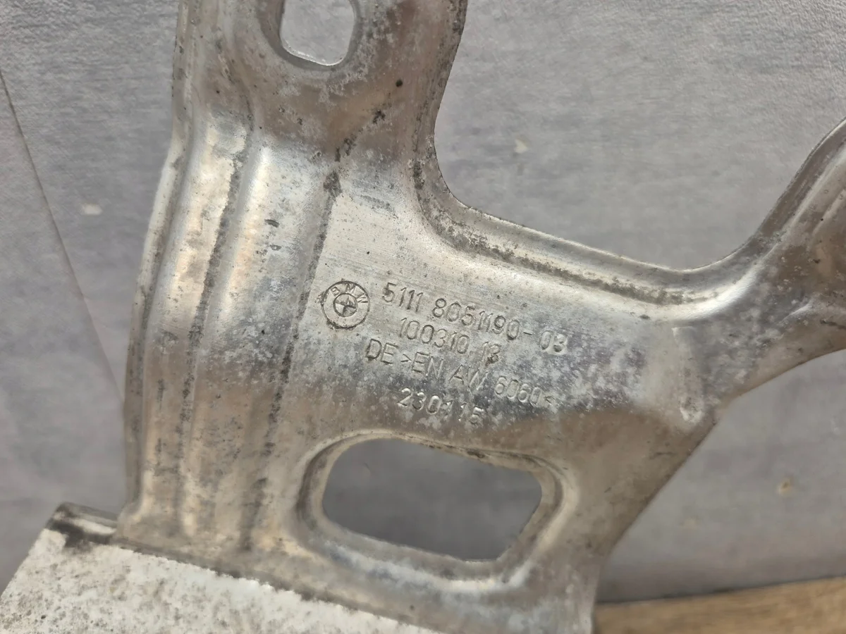 BMW F20 F30 F31 F32 F36 Zona de impacto usada