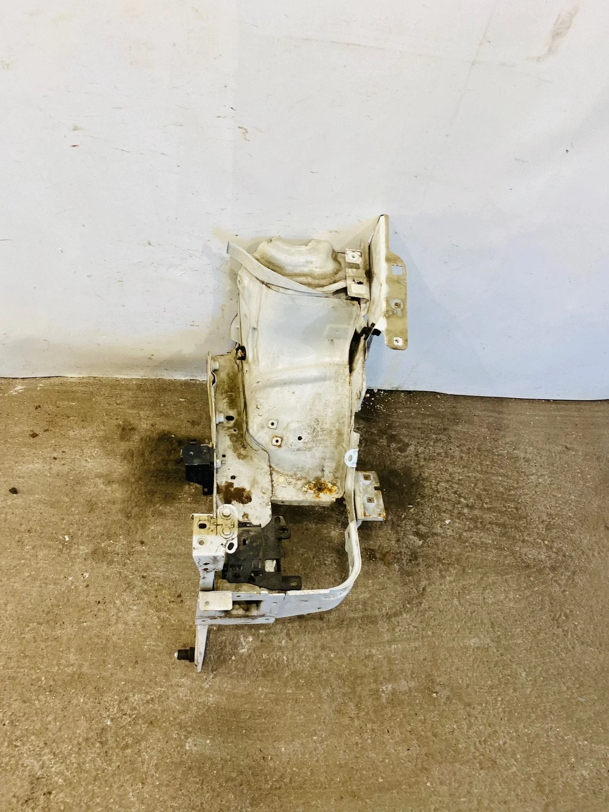 Citroen C3 III Left Side Frame Rail AQJ6453