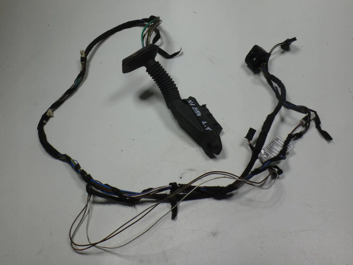Instalación Cableado Puerta Trasera BMW X1 E84 image 4