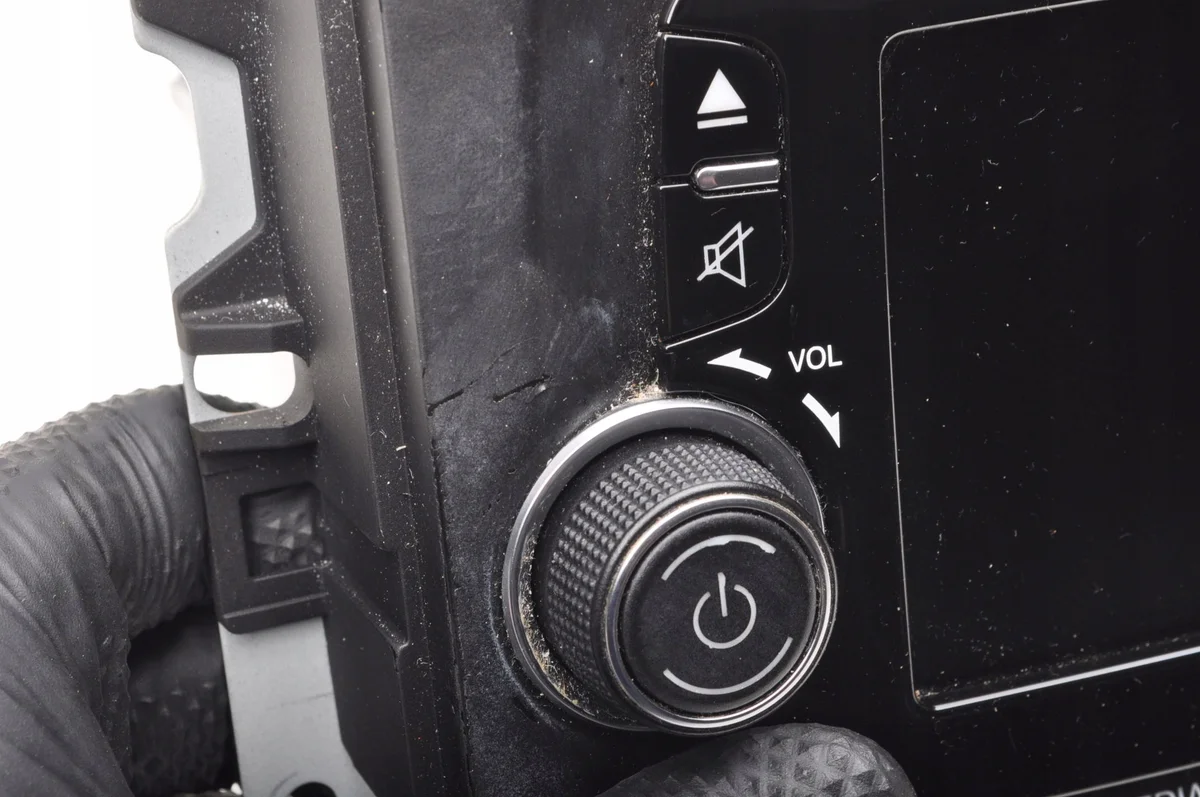 Rádio Fiat 500L 2014 CD 07355944690 image 9