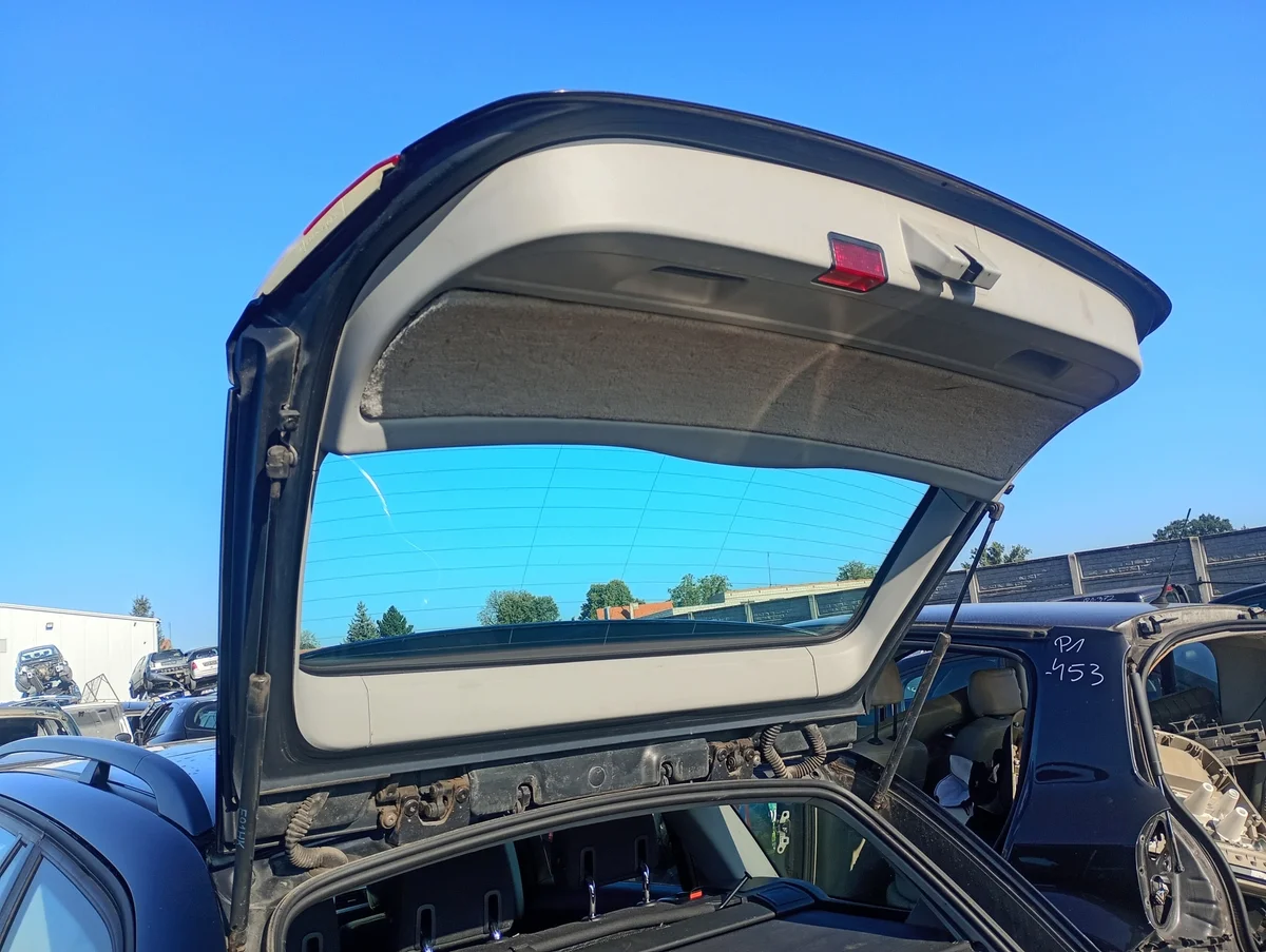 BMW 3 E91 Tailgate Trunk Lid 06-07 image 7