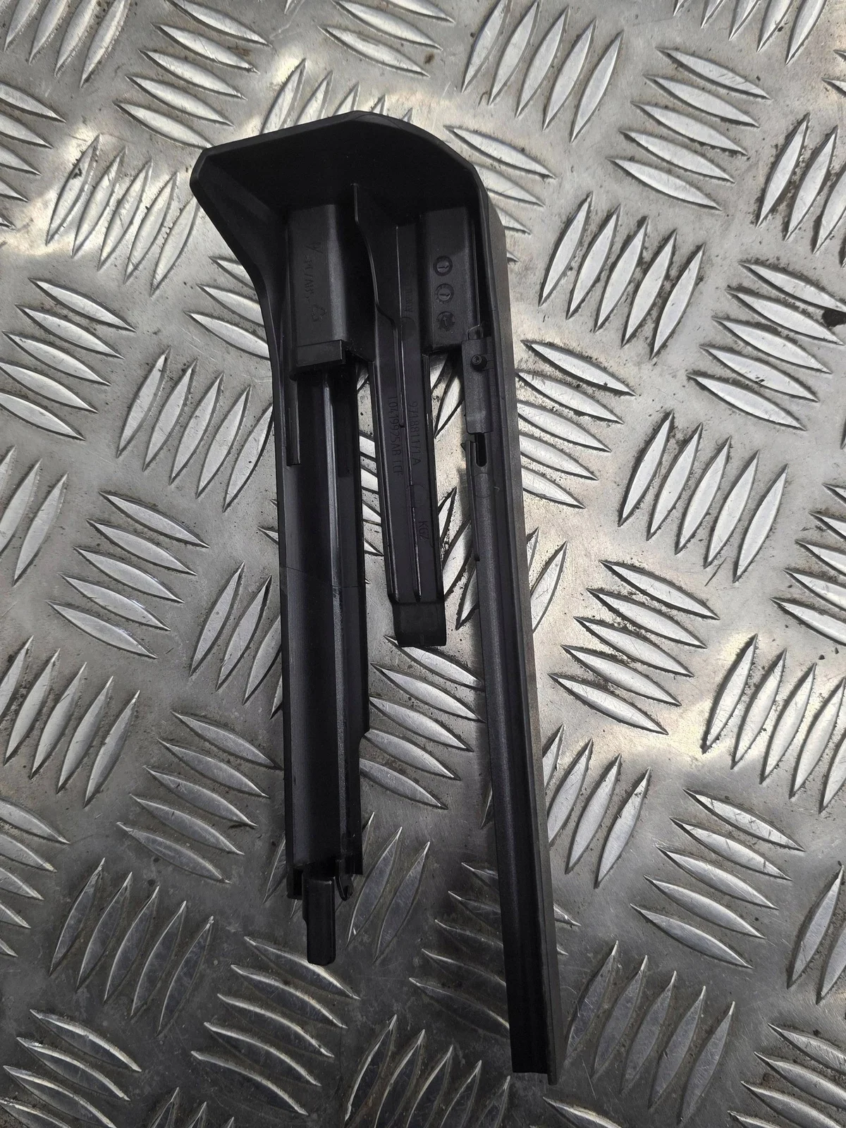 Porsche Panamera 2017 Mask 971881171A image 3