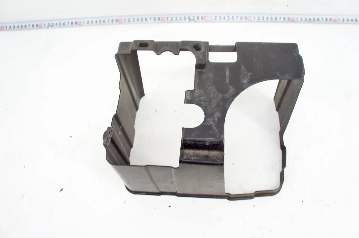 Honda HR-V II VQ202 Abdeckung Batterie image 4