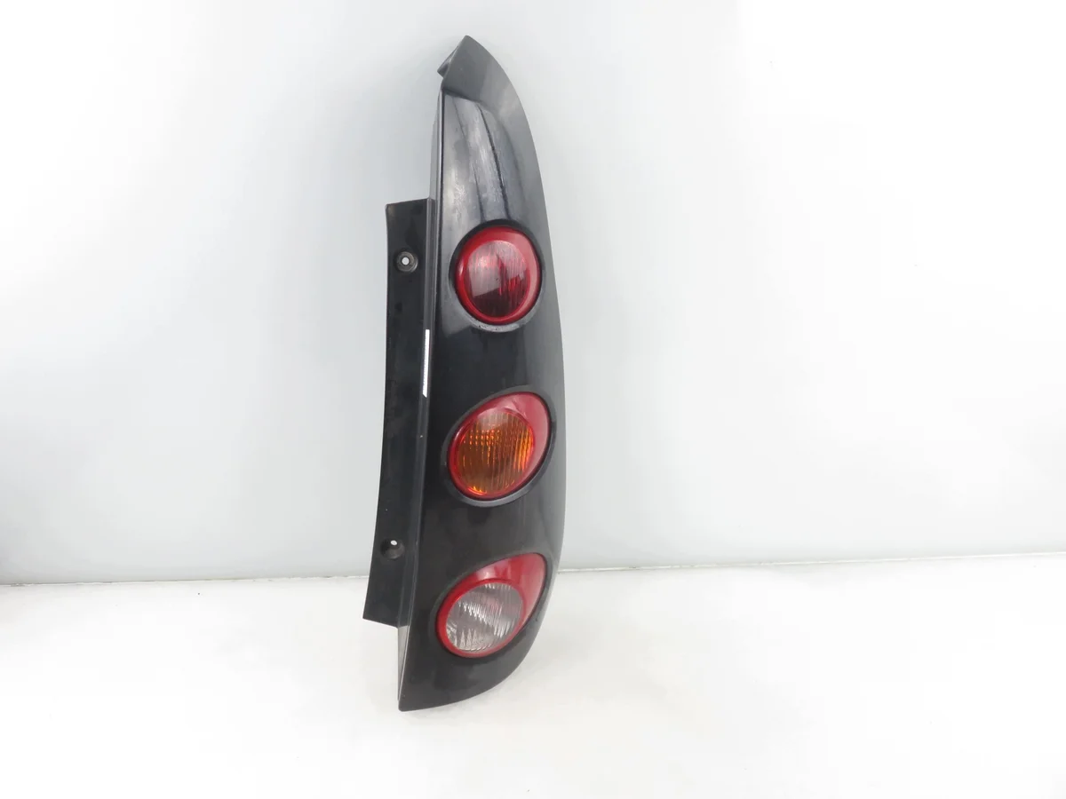 Lanterna Traseira SMART FORFOUR (454) Direita