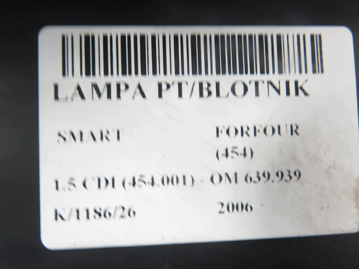 Luz trasera derecha Smart Forfour (454) image 7