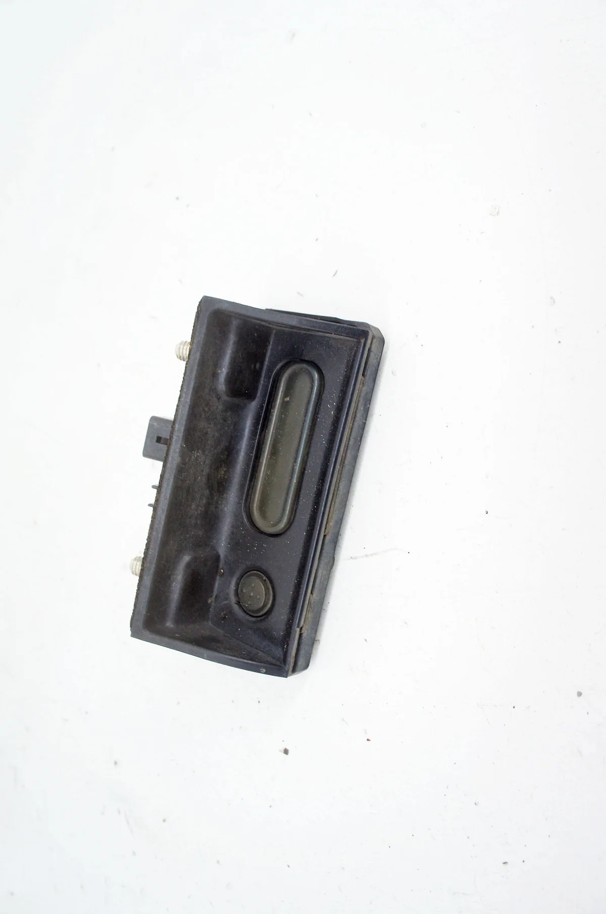 VQ036 Honda HR-V II Trunk Latch Microswitch Used