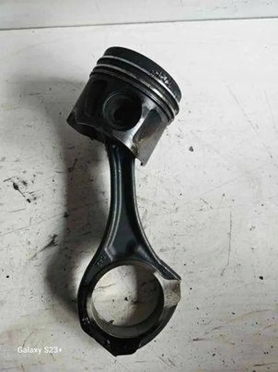 Pistone Mercedes 3.0 V6 8340F Usato