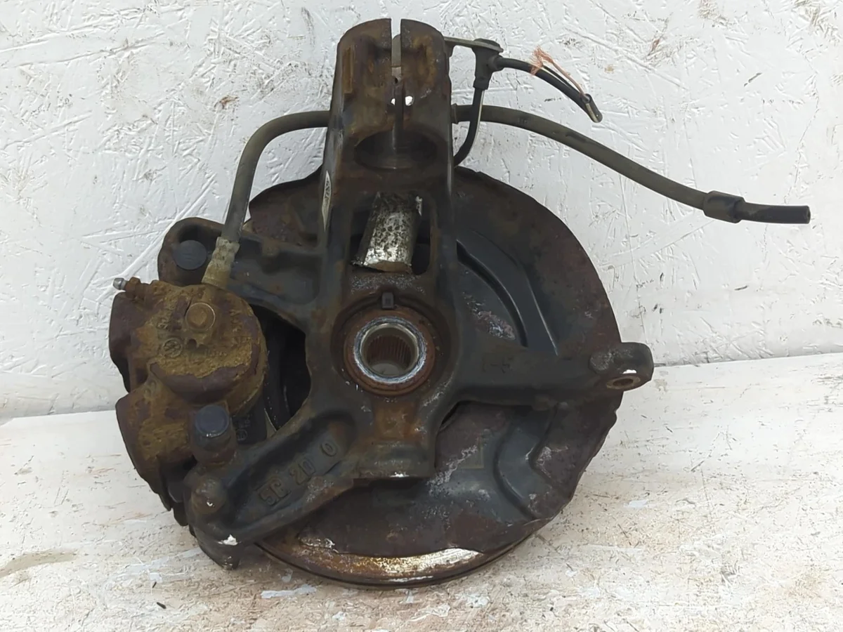 Pivot Droit VW T-Roc 2020 2Q0407256AD