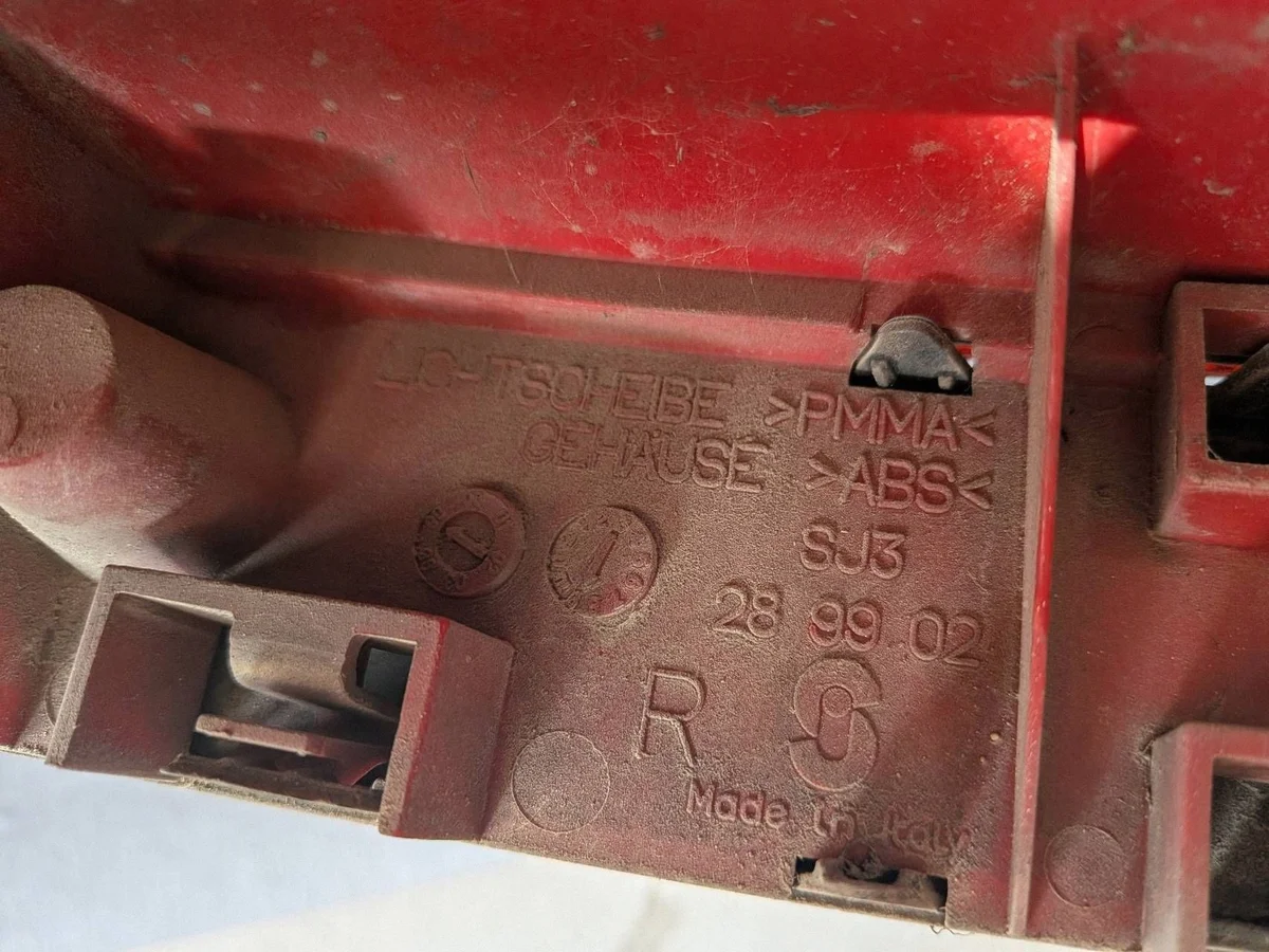 Audi A4 B5 Sedan Right Tail Light 99- image 6