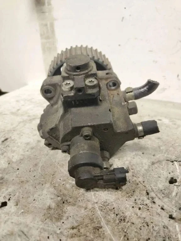 Bränslepump Opel Zafira B 1.9 CDTI 0055206679 image 4