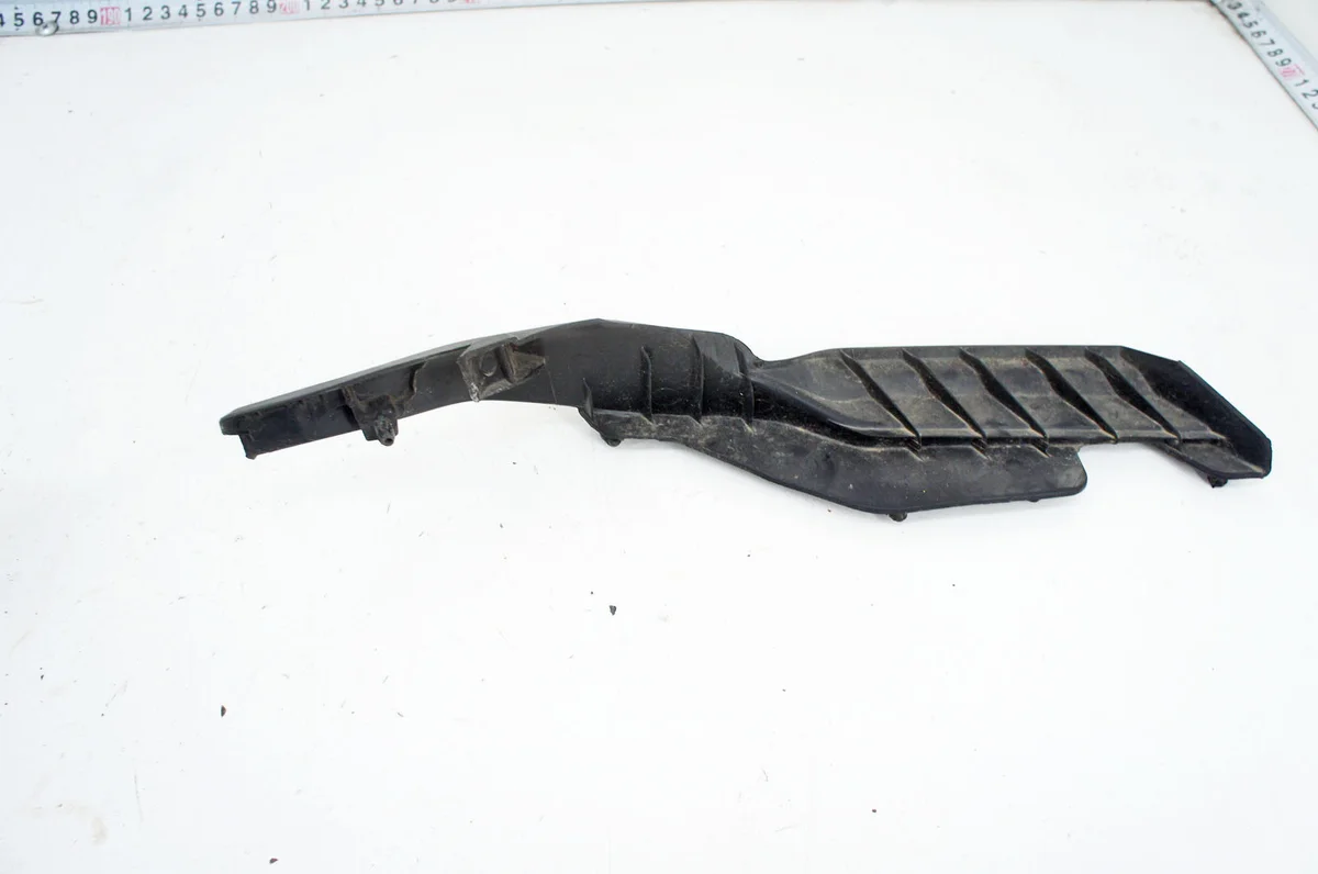 Honda HR-V II Listwa Podszybia VQ319 image 6