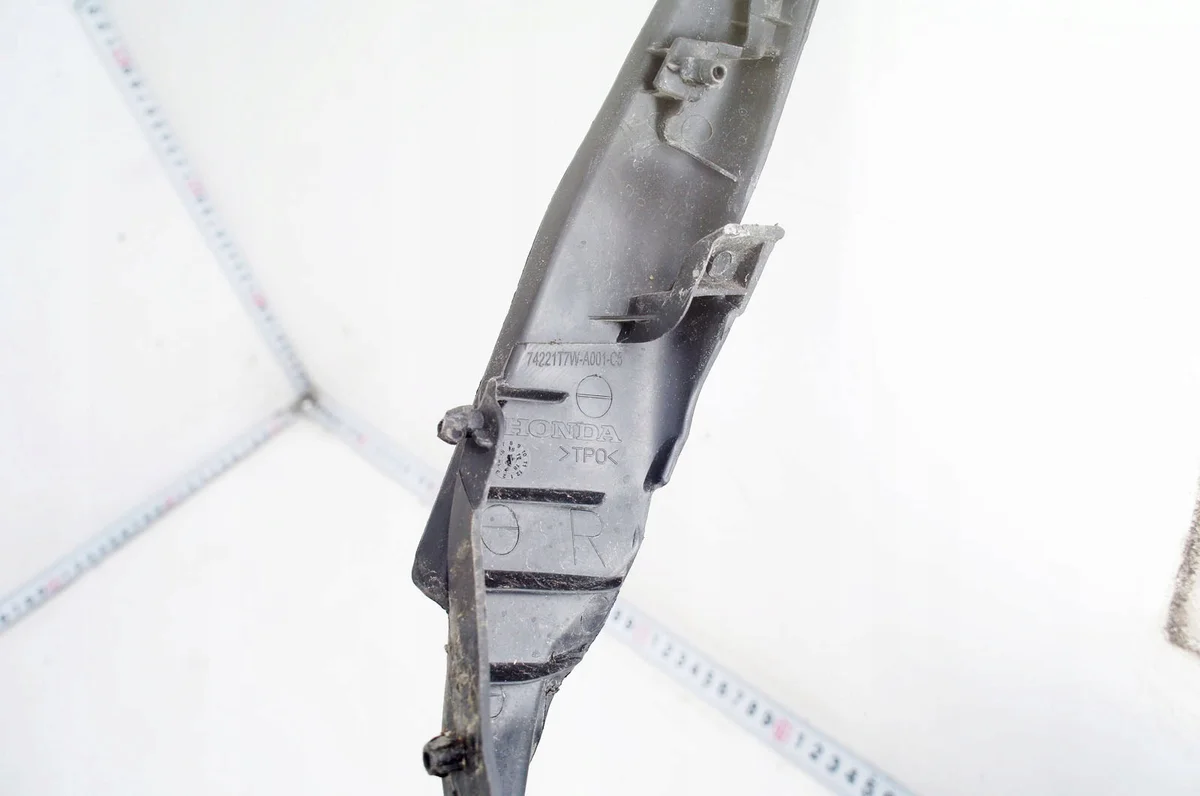 Honda HR-V II Listwa Podszybia VQ319 image 8
