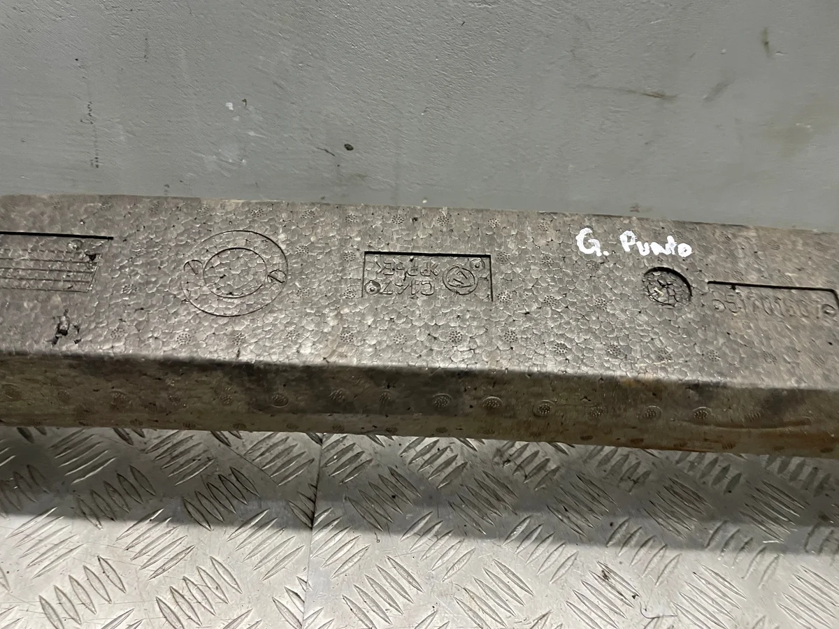 Stoßfängerhalterung Vorne Fiat Grande Punto 05-12 image 3