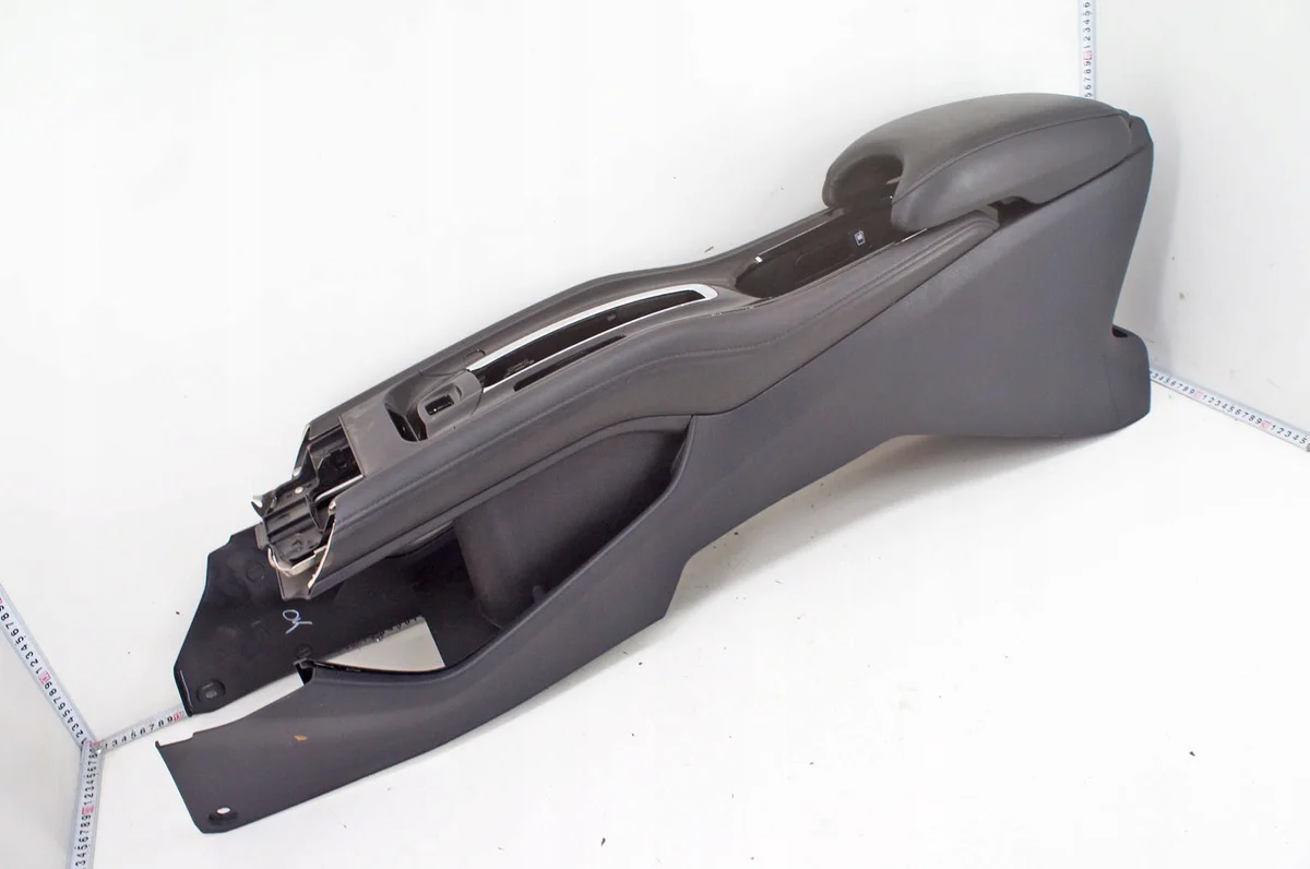 Keskikonsolin kyynärnoja Honda HR-V II image 3