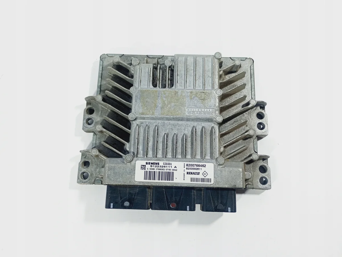 Calculateur Moteur Renault Scenic II 8200766462