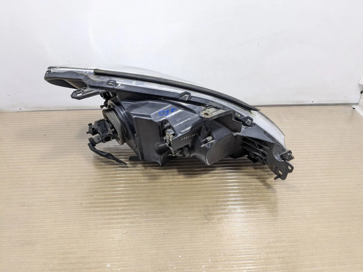 Mitsubishi Lancer Strålkastare Vänster 082141172L