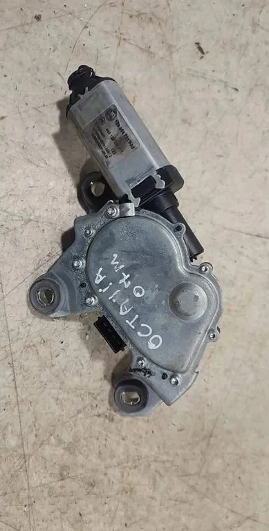 SKODA OCTAVIA II KOMBI Motor Ruitenwisser Achter