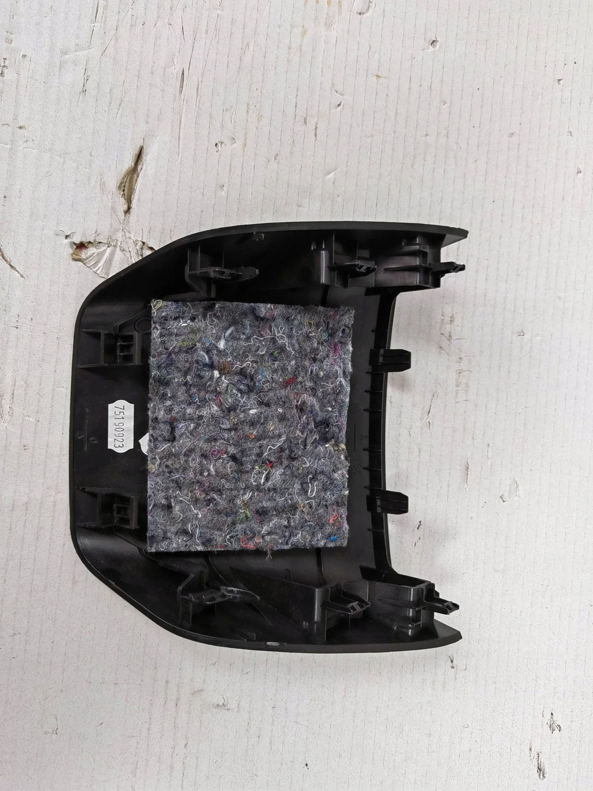 Cache Renault Kangoo III 2021 Gauche 681048304R image 4