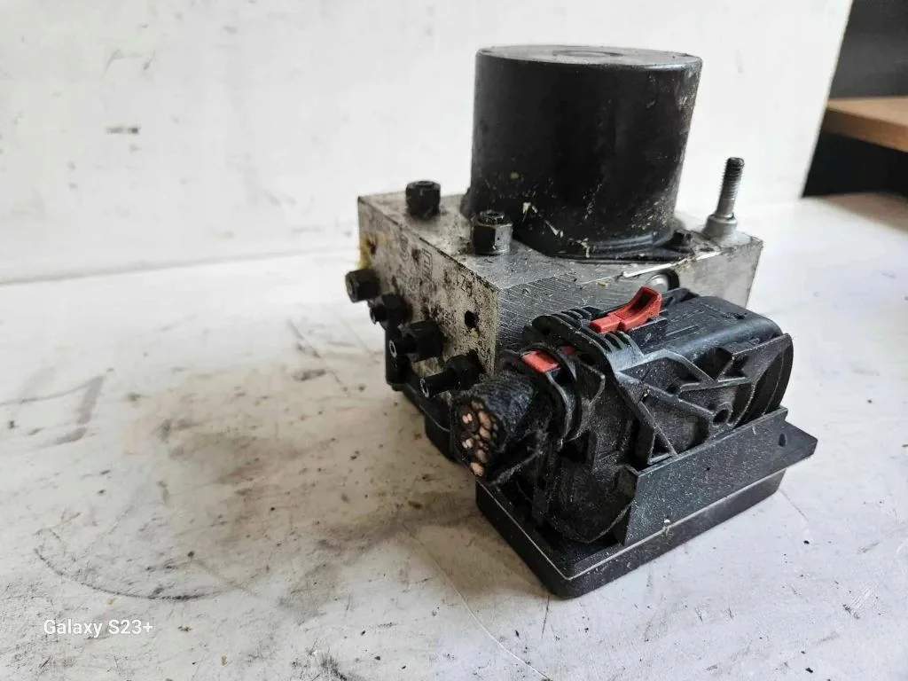 Pompe ABS Skoda Fabia II 0265955010 image 4