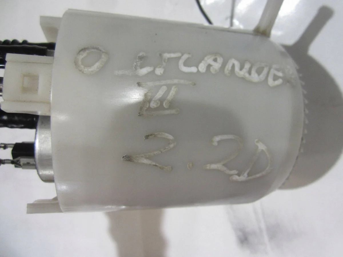 Pompe à carburant Mitsubishi Outlander III 1760A467 image 9