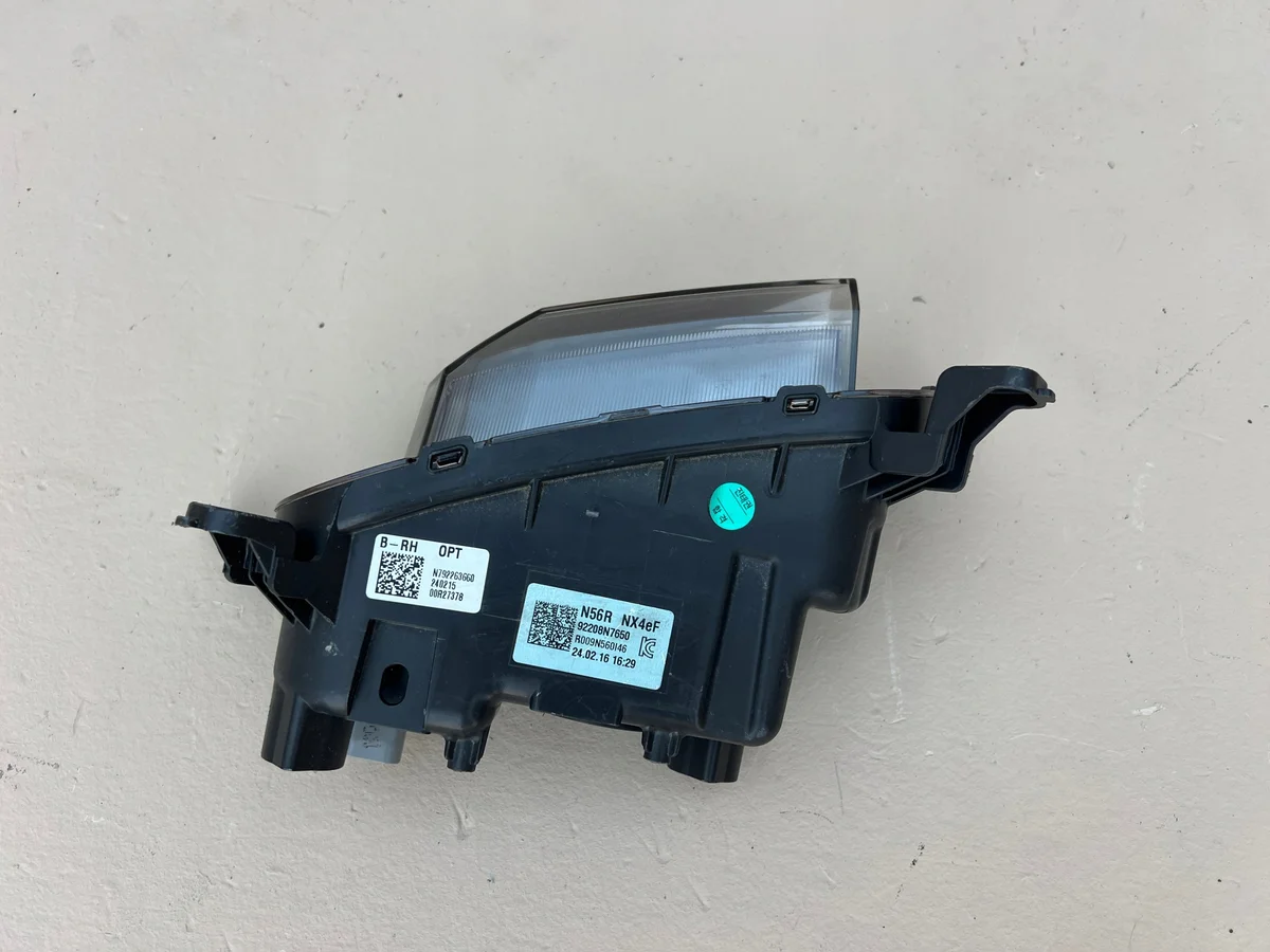 Hyundai Tucson IV Ajovalo LED DRL Oikea image 10