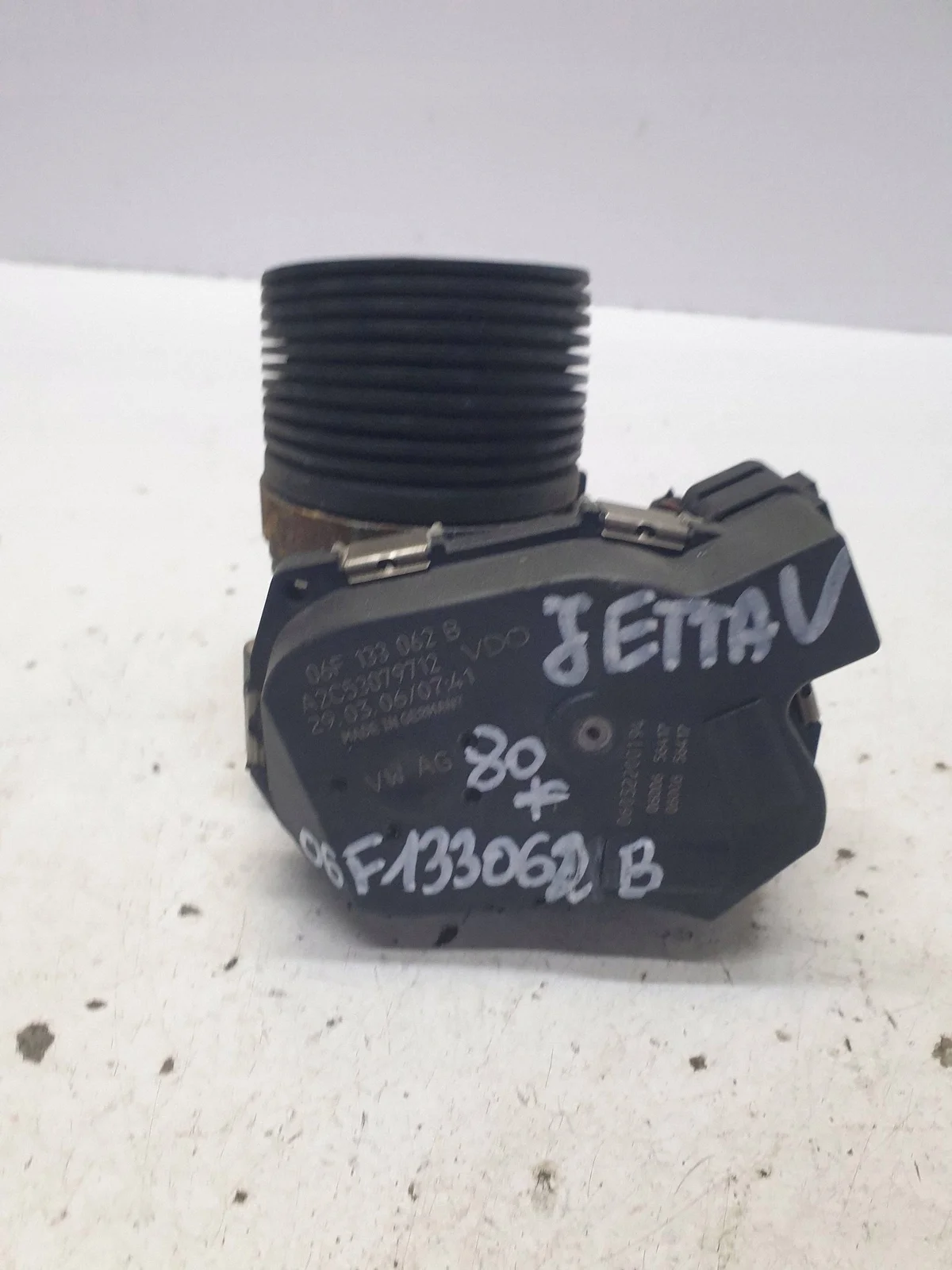 Drosselklappe VW Golf V 2.0 FSI 06F133062B