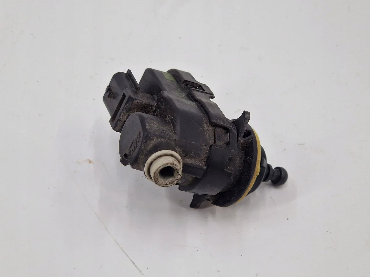 Nissan Qashqai J11 II Motor Luz 92001203 image 4