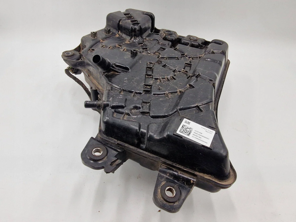 Opel Astra K AdBlue-säiliö 42721599