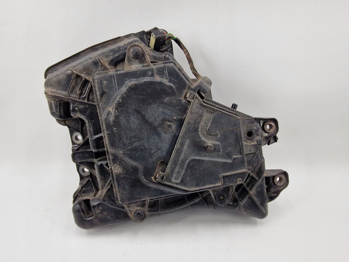 Opel Astra K AdBlue Module 42721599 image 3