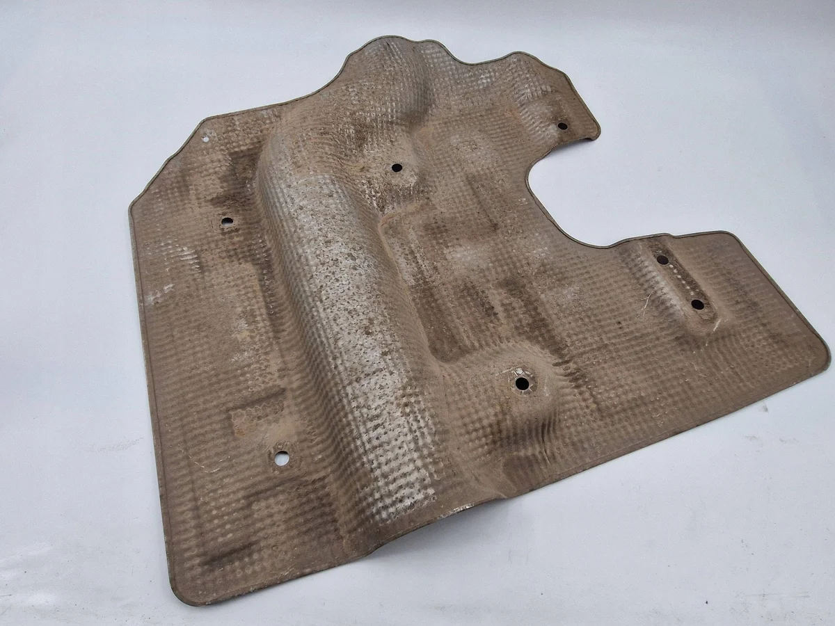 Opel Astra K 39146671 Cache thermique image 3