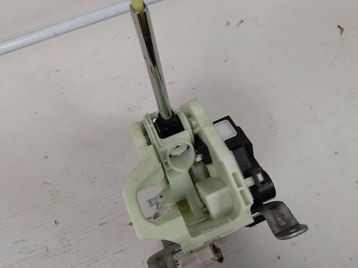 Renault Kangoo III E-TECH Gear Selector 9019754R image 6