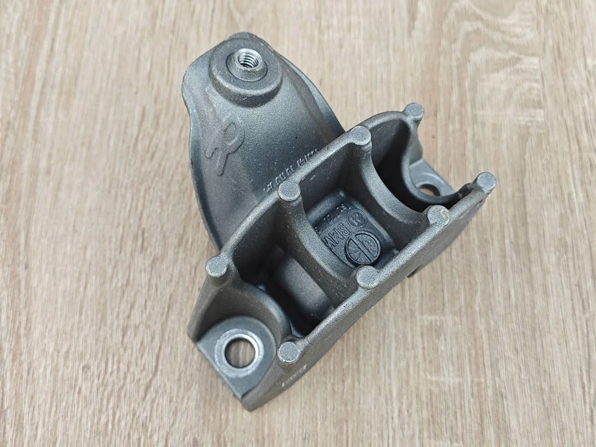 BMW 5 G30 G31 Support Barre Stabilisatrice Arrière Droit
