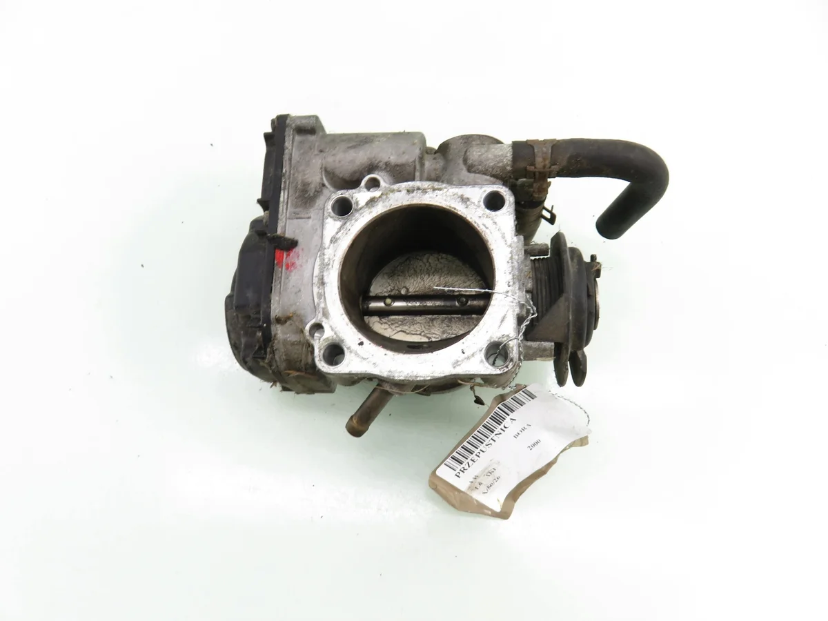 Boîtier papillon VW Bora 1.6 AKL image 9