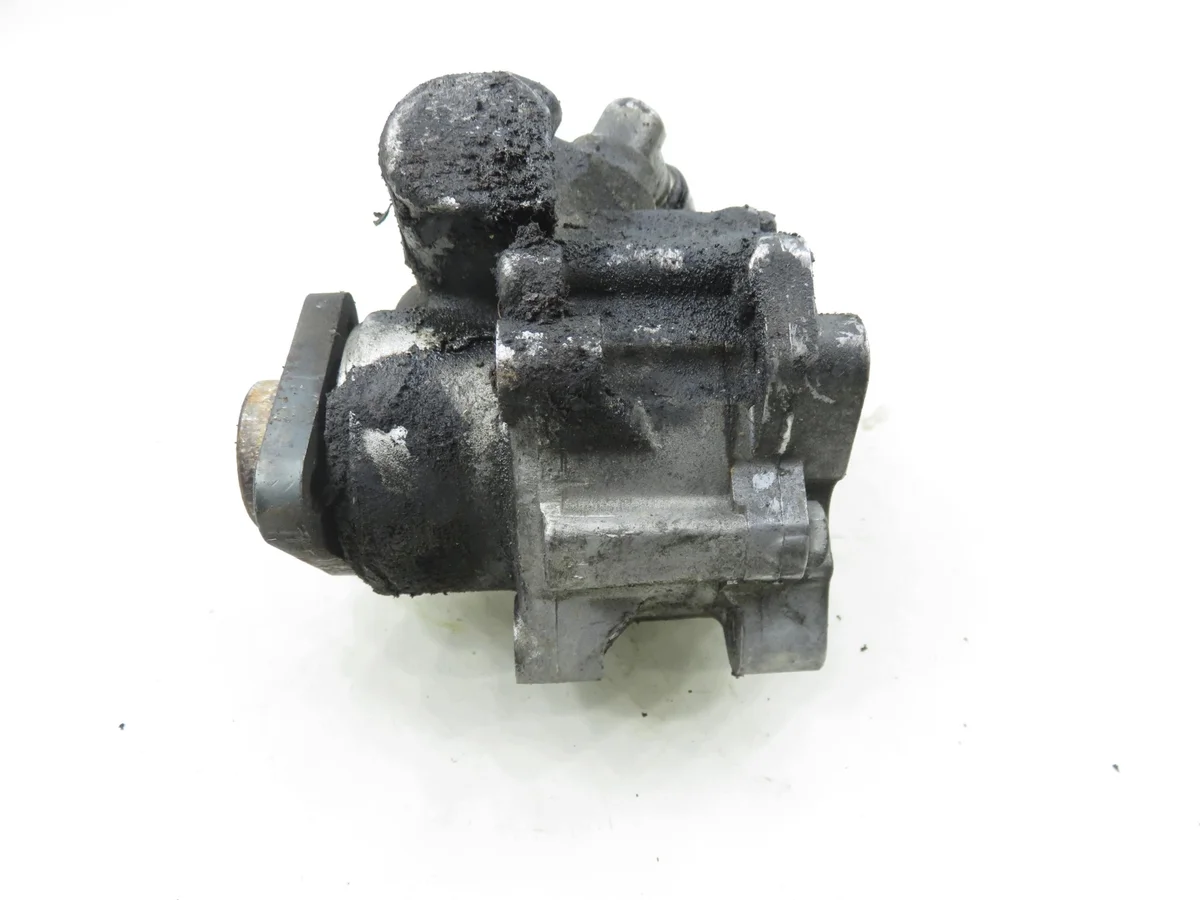Ohjaustehostimen pumppu Audi A4 B6 1.9 TDI image 5
