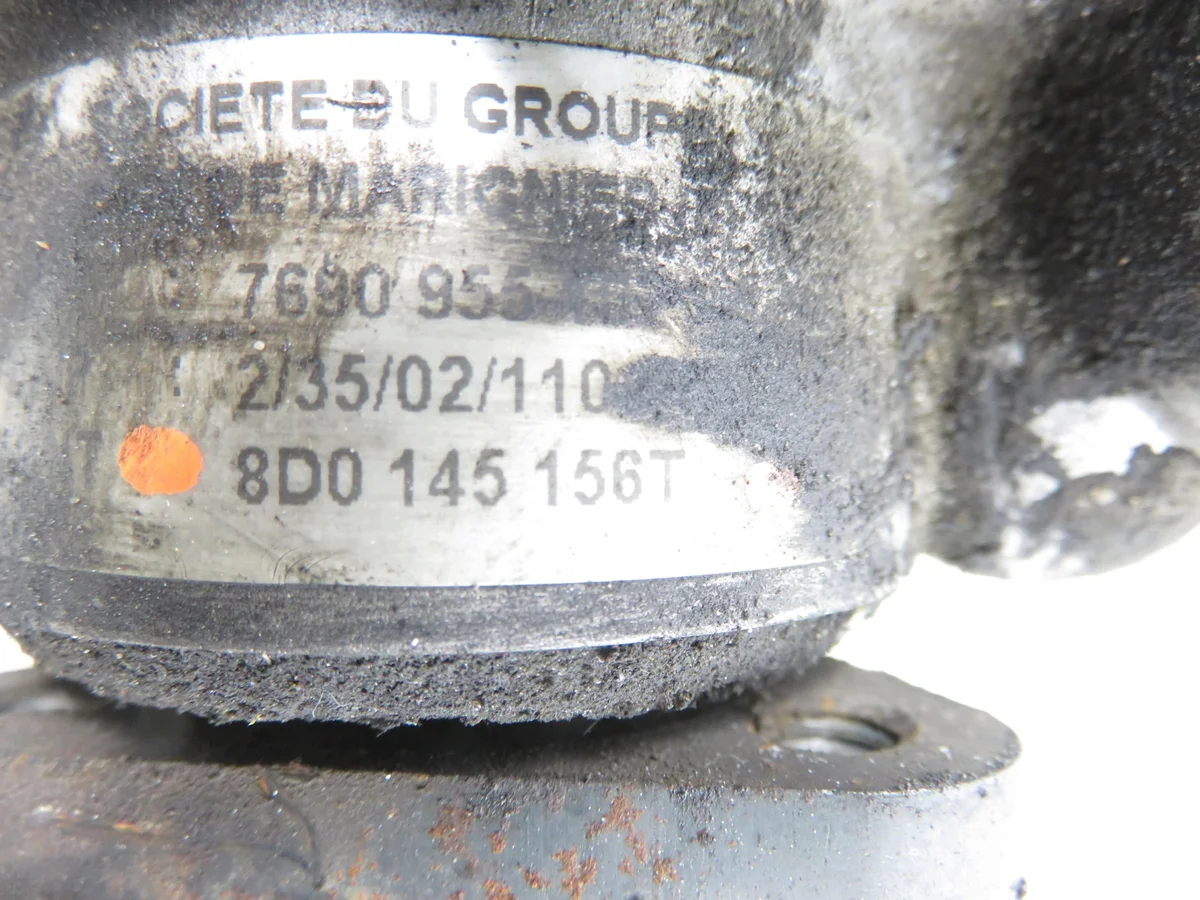 Ohjaustehostimen pumppu Audi A4 B6 1.9 TDI image 6