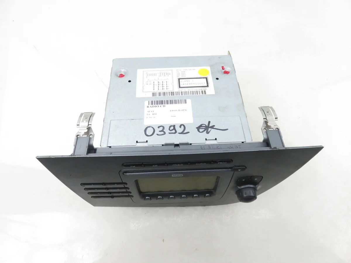 Radio Seat Leon II 1P1035186B Usado
