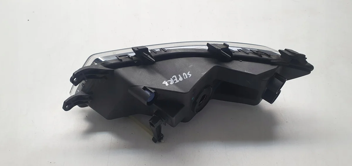 Skoda Superb II Halogen Vänster 3T0941699C