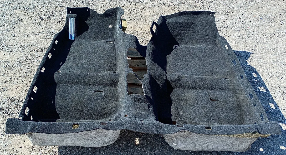 Nissan 370Z Cabrio Carpet Set Used
