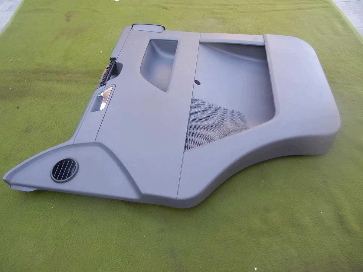 Bekleding deur rechts VW T5 Caravelle 7H2867104 image 7