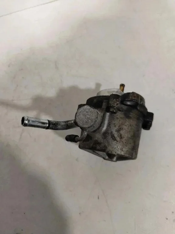 Pompe à vide Mazda 6 RF7J18G00