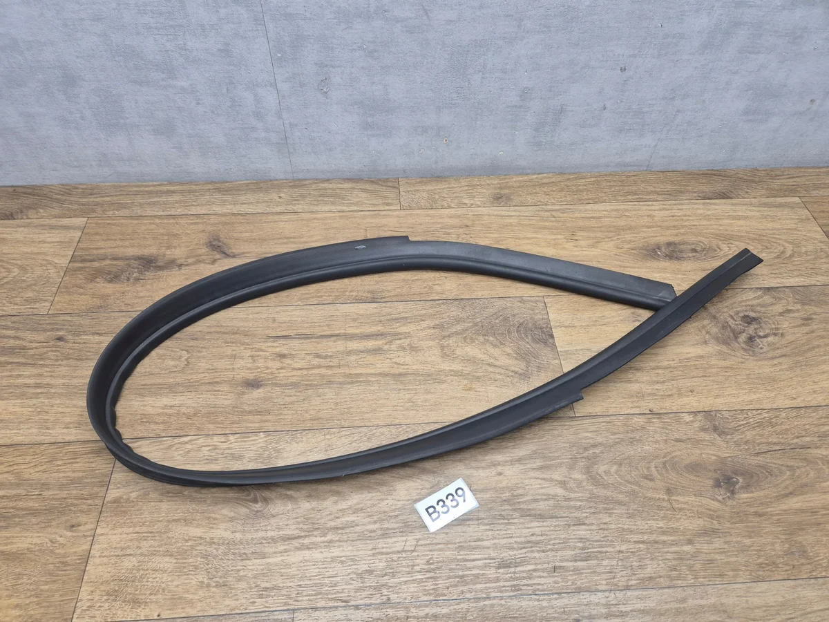 Dichtung Motorhaube BMW F30 F80 F31 F32 F82 F33 F36 image 7