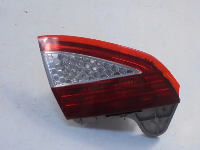 Achterlicht Ford Mondeo MK4 Links Gebruikt