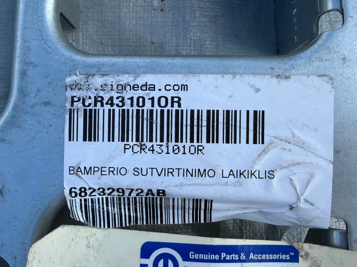 Chrysler Pacifica 68232972AB Embout Droit
