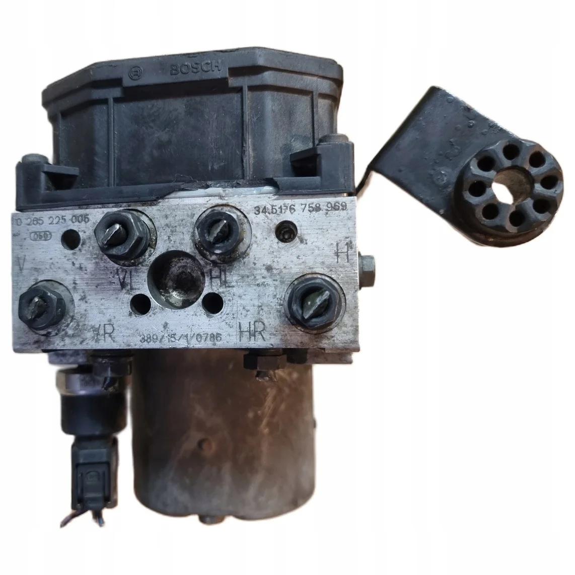 ABS DSC-pumppu BMW E39 E38 E53 0265225005 image 4