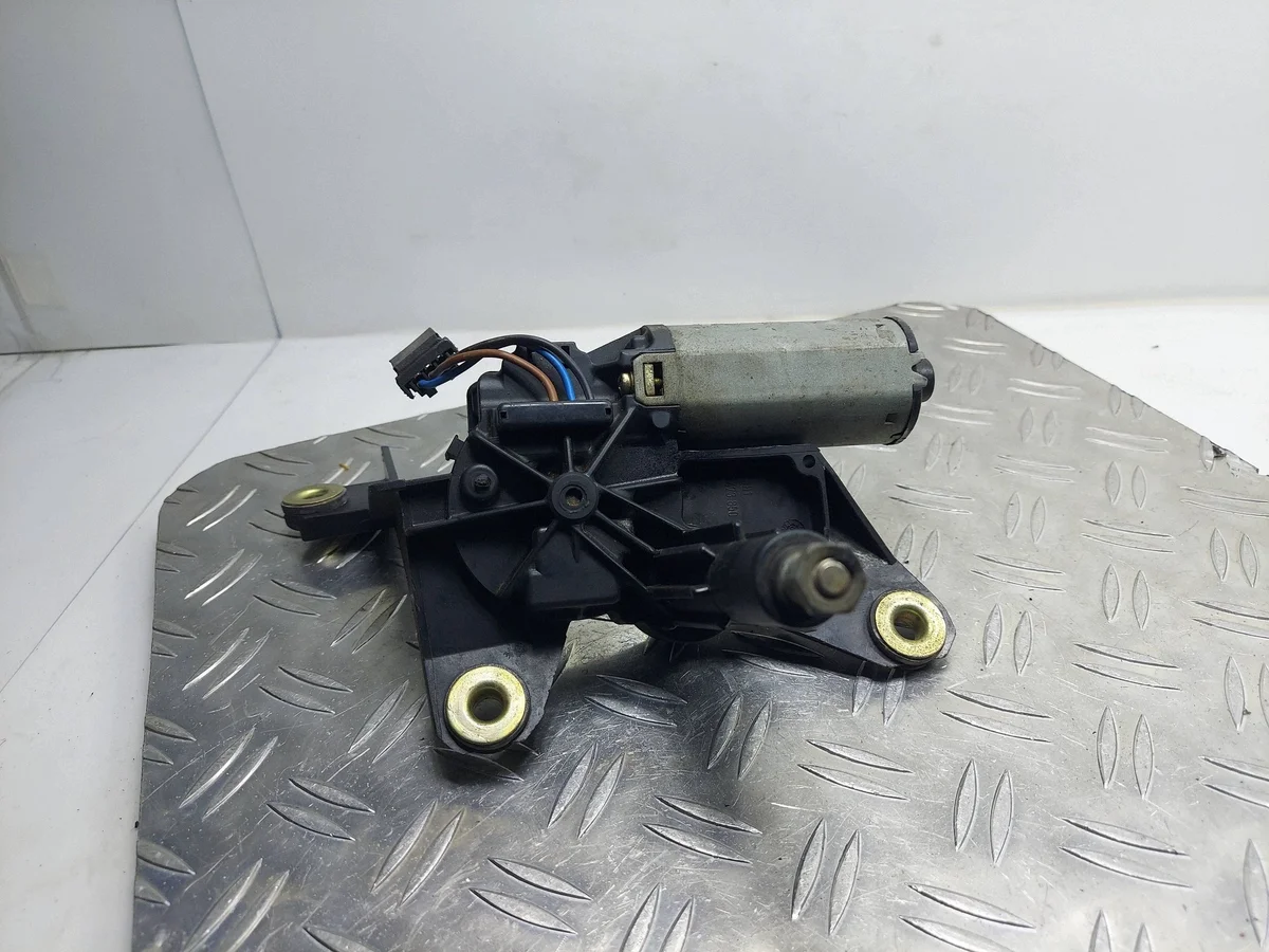 Motor Limpiaparabrisas Trasero Opel Astra G Usado image 3