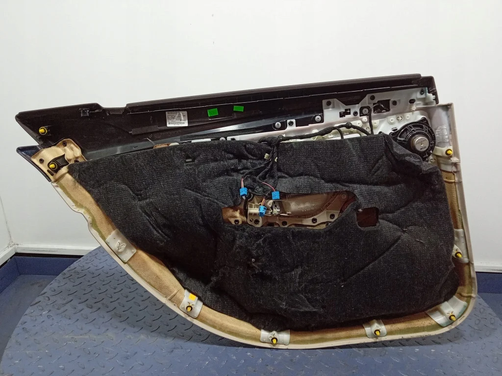 Mercedes S-Klasse W222 Türverkleidung Rechts Hinten image 6