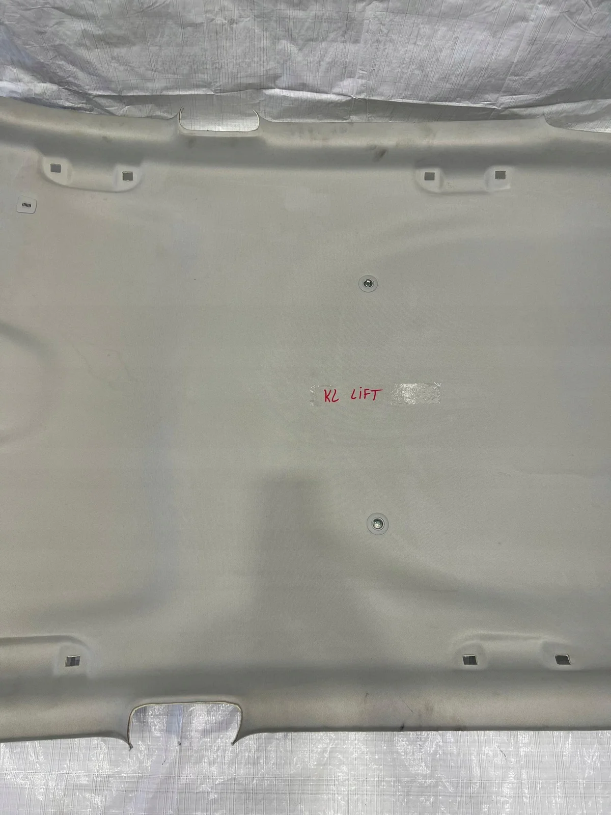 JEEP CHEROKEE KL PODSUFITKA AUE7894 image 4