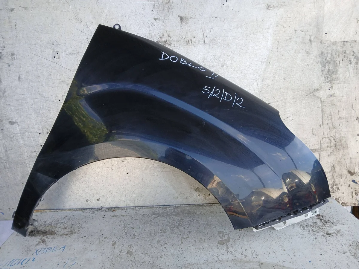 Aile Avant Droite Fiat Doblo II 52D2