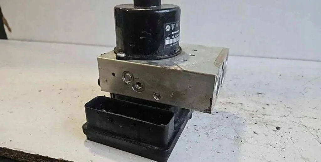 ABS-pump VW Touareg 00008654D1 image 4